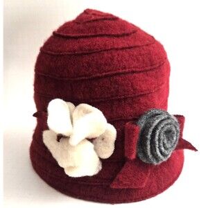 ICAS Vintage Wool Red Cloche Hat with Flowers Made in Italy Flapper 20s Style